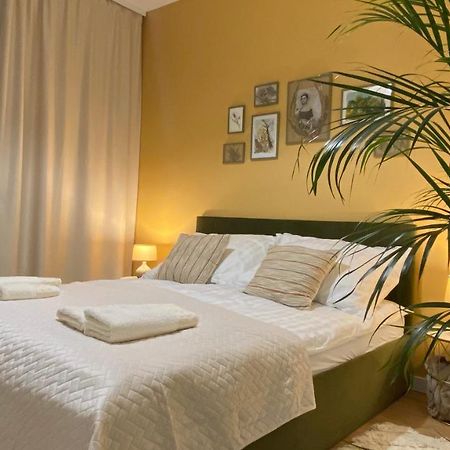 Green Park Apartament Przemysl Exterior photo